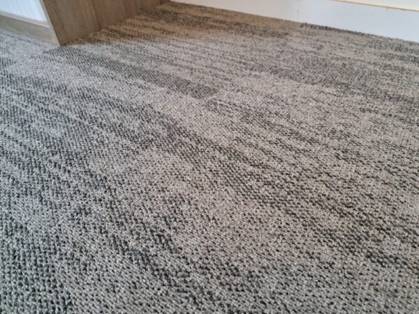 restpartij 20m² tapijttegels interface works flow grijs