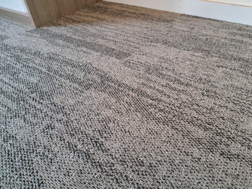 restpartij 20m² tapijttegels interface works flow grijs