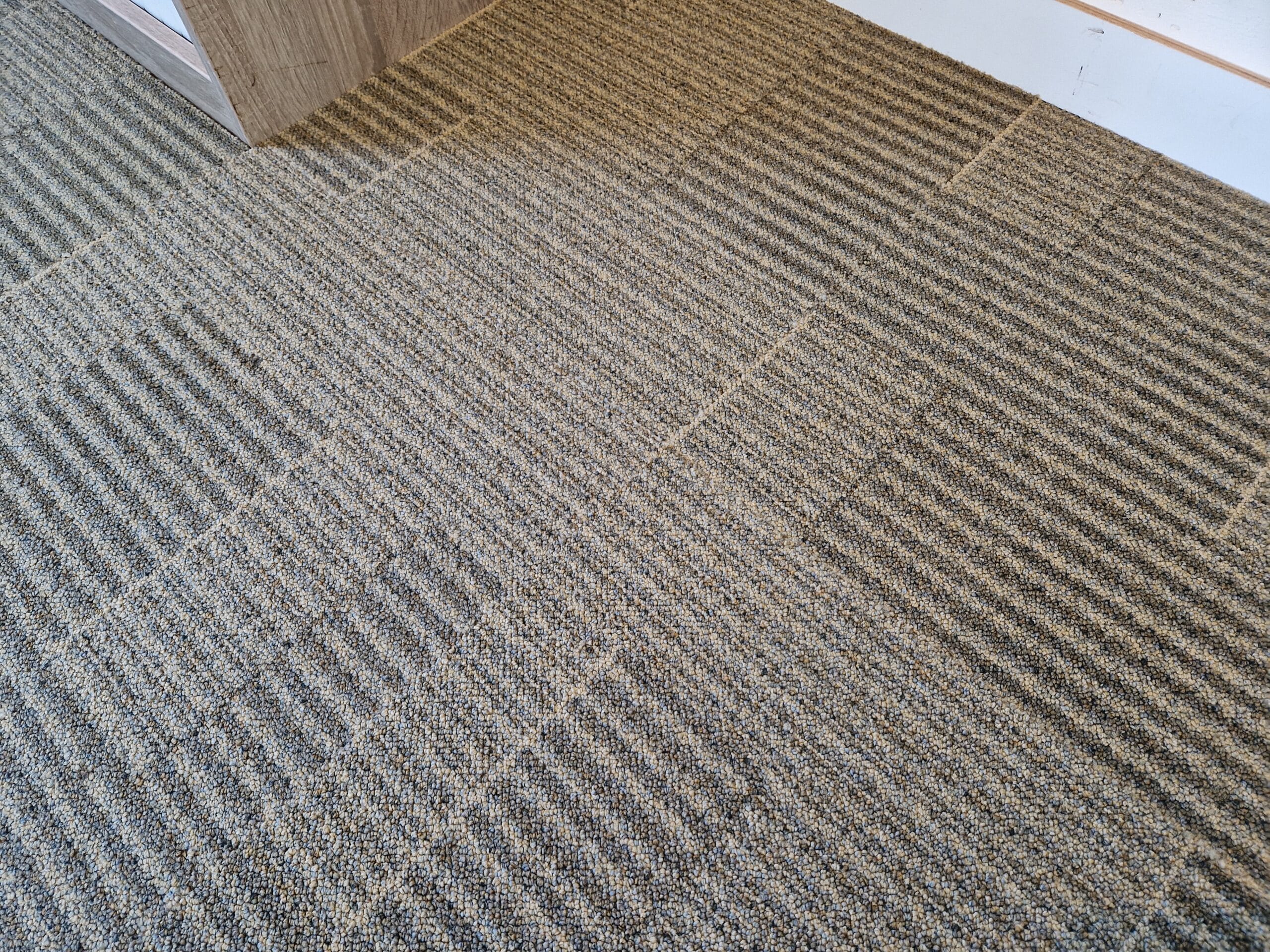 tapijttegels beige reuse a kwaliteit 46.5x46.5cm