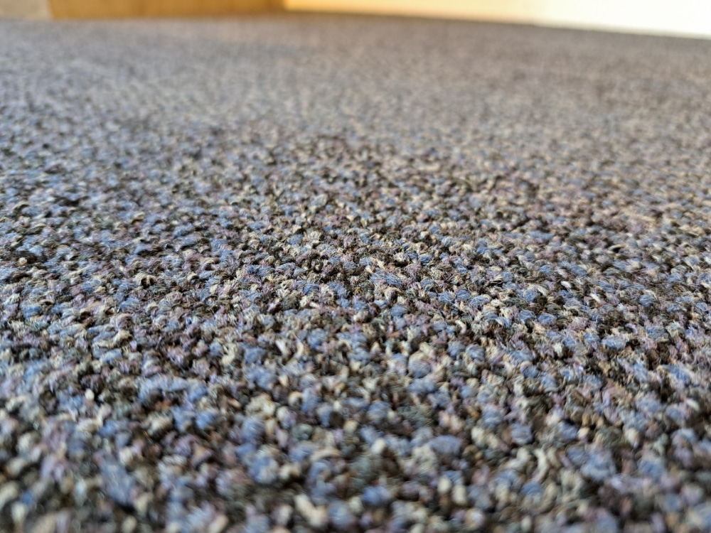 restpartij 50m2 tapijttegels interface transformation blauw
