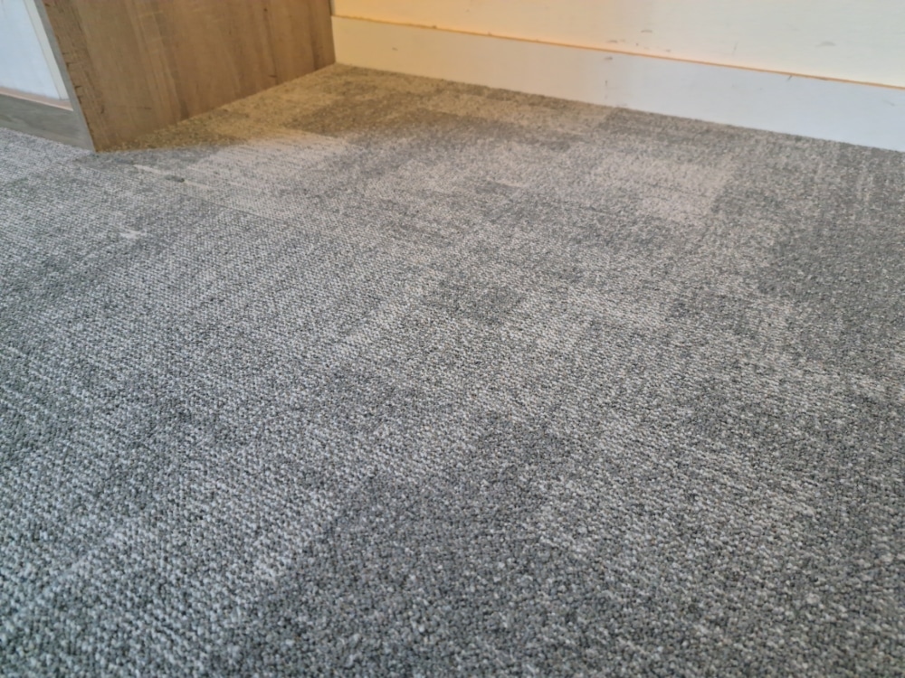 restpartij 23m2 tapijttegels sparo grijs (kopie)