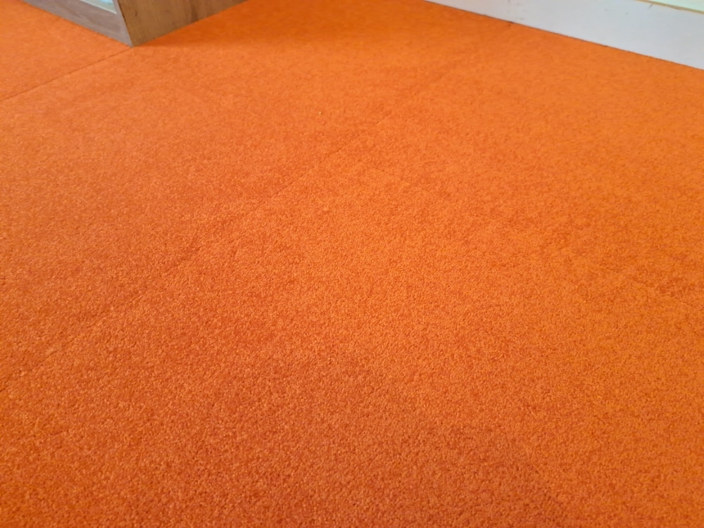 restpartij 25m² oranje w1