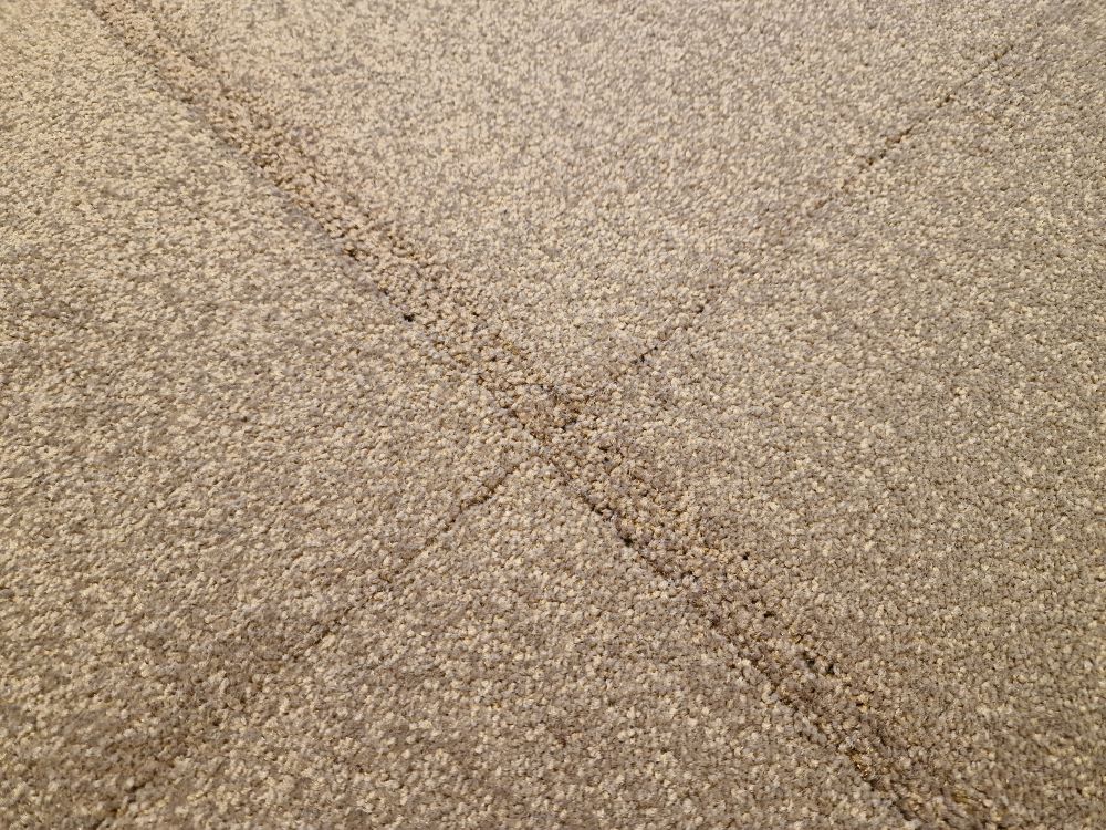 polichrome solid w2 4266007, beige randen sluiten niet goed aan.
