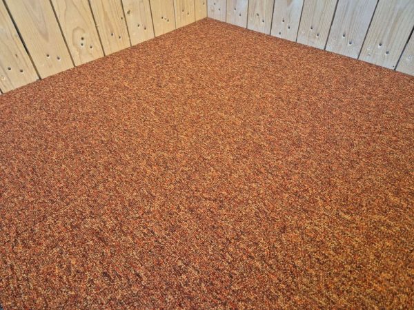 tapijttegel, a keus ongebruikt, oranje tapijttegel, a keus ongebruikt, oranje