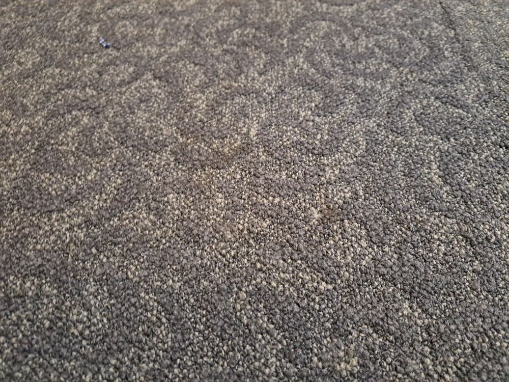 gebruikt tapijttegel reuse c, zwart met drukpunten 2422